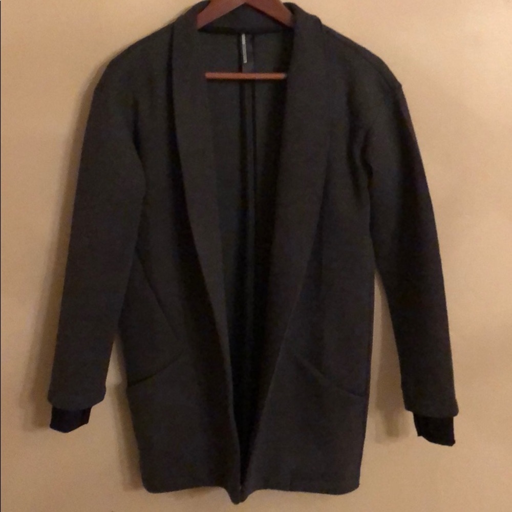 Mondetta active wear blazer